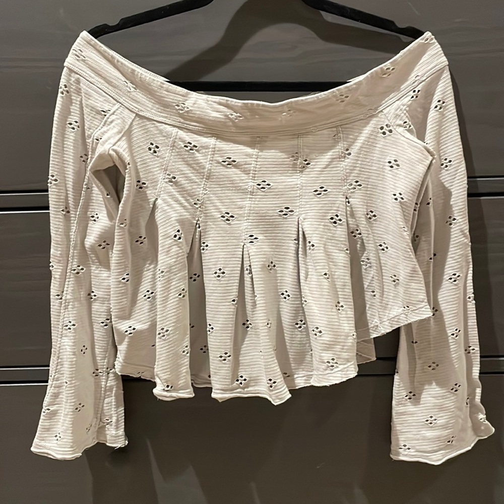 FREE PEOPLE off shoulder pleated bell long sleeve top